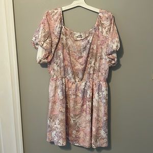 Brand new beautiful short sleeve dress